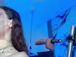 Amateur Free Live Porn of agatha_monfort1