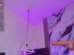 Amateur Sex Cam of agatha_monfort1
