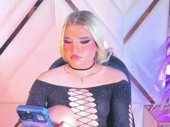 Amateur Adult Webcams of ElodyPersy69