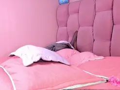 Amateur Live Sex Cam of Tommy_Lovee