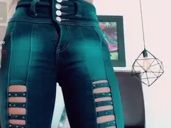 Amateur Live Porn of HilaryRodriguez