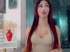 Amateur Nude Webcam of HilaryRodriguez