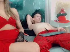 Amateur Nude Webcam of HilaryRodriguez