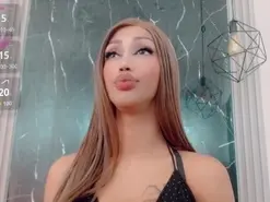 Amateur Free Live Porn of HilaryRodriguez
