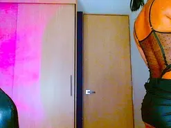 Amateur Adult Webcams of KRIWIDA22