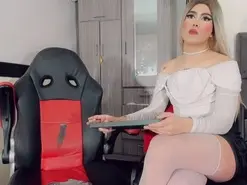 Amateur Free Porn Cam of kihara_salvador