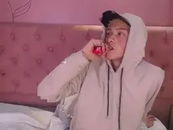 Amateur Sex Chat of Aaron_Fordd