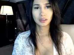 Amateur Live Porn of saraplayboy