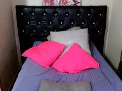 Amateur Adult Webcam of Cynthi-Sweet