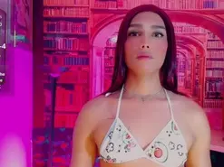 Amateur Live Porn of emeli_roushot