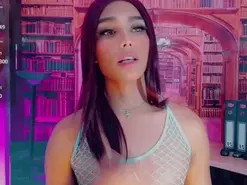 emeli_roushot from amateur