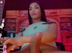 Amateur Adult Webcam of emeli_roushot