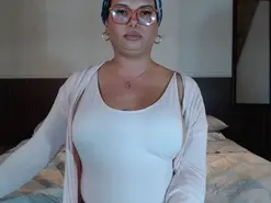 Amateur Sex Chat of latinaflower_ts