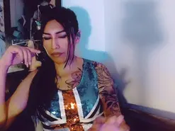 Amateur Live Sex Cam of khiara_moretti