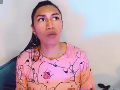 Amateur Adult Video Chat of khiara_moretti