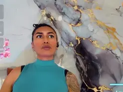 Amateur Sex Cam of khiara_moretti