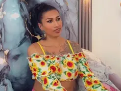 Amateur Free Live Porn of khiara_moretti