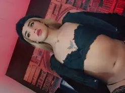 Amateur Adult Video Chat of michell_luxe
