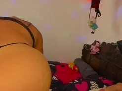 Amateur Nude Webcam of Candyamor87