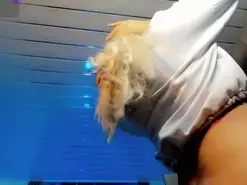 Amateur Sex Cam of alessa_mullen