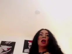 Sara_W from amateur