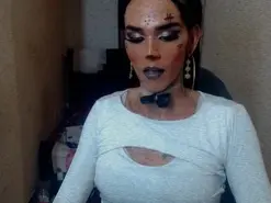 Amateur Nude Webcam of Queen_emaxxx