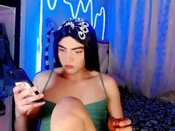 Amateur Free Live Porn of LunaGill_