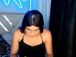 Amateur Free Live Porn of LunaGill_