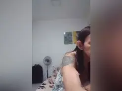 Amateur Live Sex Cam of Gatubelu_75