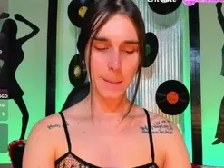 Amateur Live Sex Cam of la_ratona_1