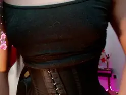 Amateur Live Porn of adharaamoon_