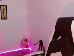 Amateur Best Webcam of adharaamoon_