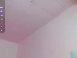 Amateur Sex Cam of adharaamoon_