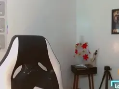 Amateur Free Porn Cam of adharaamoon_