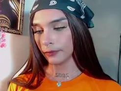 Amateur Live Porn of adharaamoon_