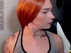 Amateur Free Live Porn of adharaamoon_