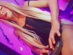 Amateur Free Live Porn of alondra_wile