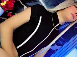 Amateur Adult Video Chat of moon_sweet-