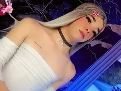 Amateur Nude Webcam of moon_sweet-