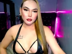 Amateur Adult Webcams of SassySelfsucker