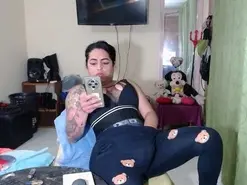 Amateur Nude Webcam of alina_li