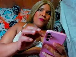 Amateur Adult Video Chat of lucianadollxxx