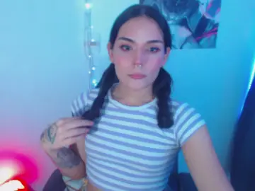 Lanna_Moretti from cam4