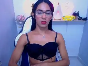 Cam4 Free Live Porn of KatrinaQueen1