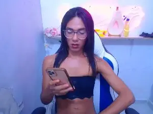Cam4 Free Live Porn of KatrinaQueen1