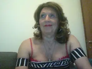 Cam4 Free Porn Cam of Inesfotze