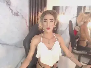 Cam4 Free Live Porn of Hot_sexy_doll