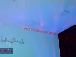 Cam4 Private Sex Chat of alee_lenoxxx