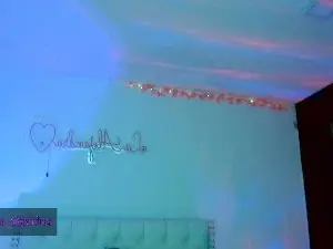 Cam4 Watch Live Sex Cams of alee_lenoxxx
