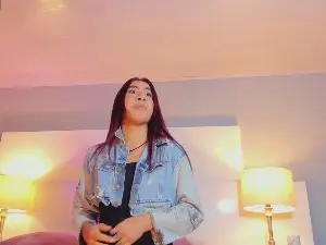 Cam4 Watch Live Sex Cams of Lyaa_sweet